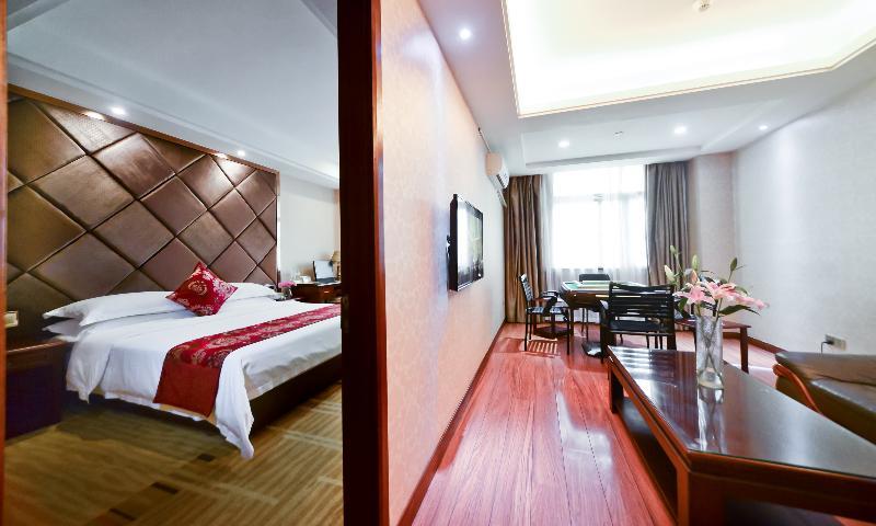 โรงแรมไตคางเวียนนาอินเตอร์เนชั่นแนล Taicang ภายนอก รูปภาพ